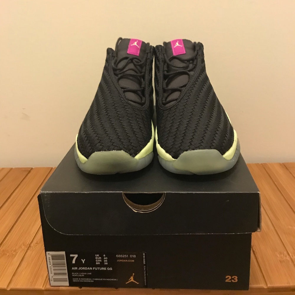 Air Jordan Future GG, Size 7Y